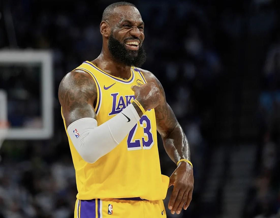 体育彩票-詹姆斯谈东契奇绝杀：划时代球员的关键进球，绝对大场面先生